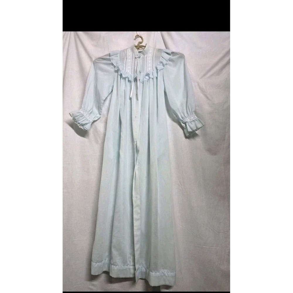 Vtg Carole Hochman for Chevette Pale Blue Ruffle Trim Long Robe Peignoir 70s 80s
